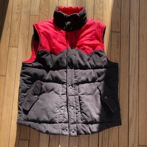 Men’s Levi’s reversible vest